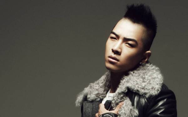 Comment below and let Taeyang know you're a fan